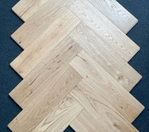 Kalasaba parkett tamm Living 14x150x600mm (laos 7,02m2)